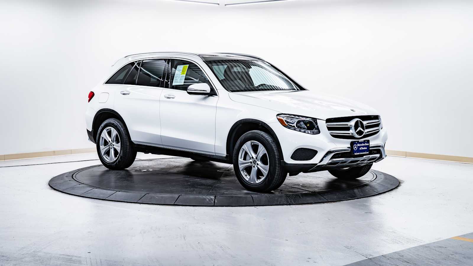 used 2018 Mercedes-Benz GLC 300 car, priced at $17,938