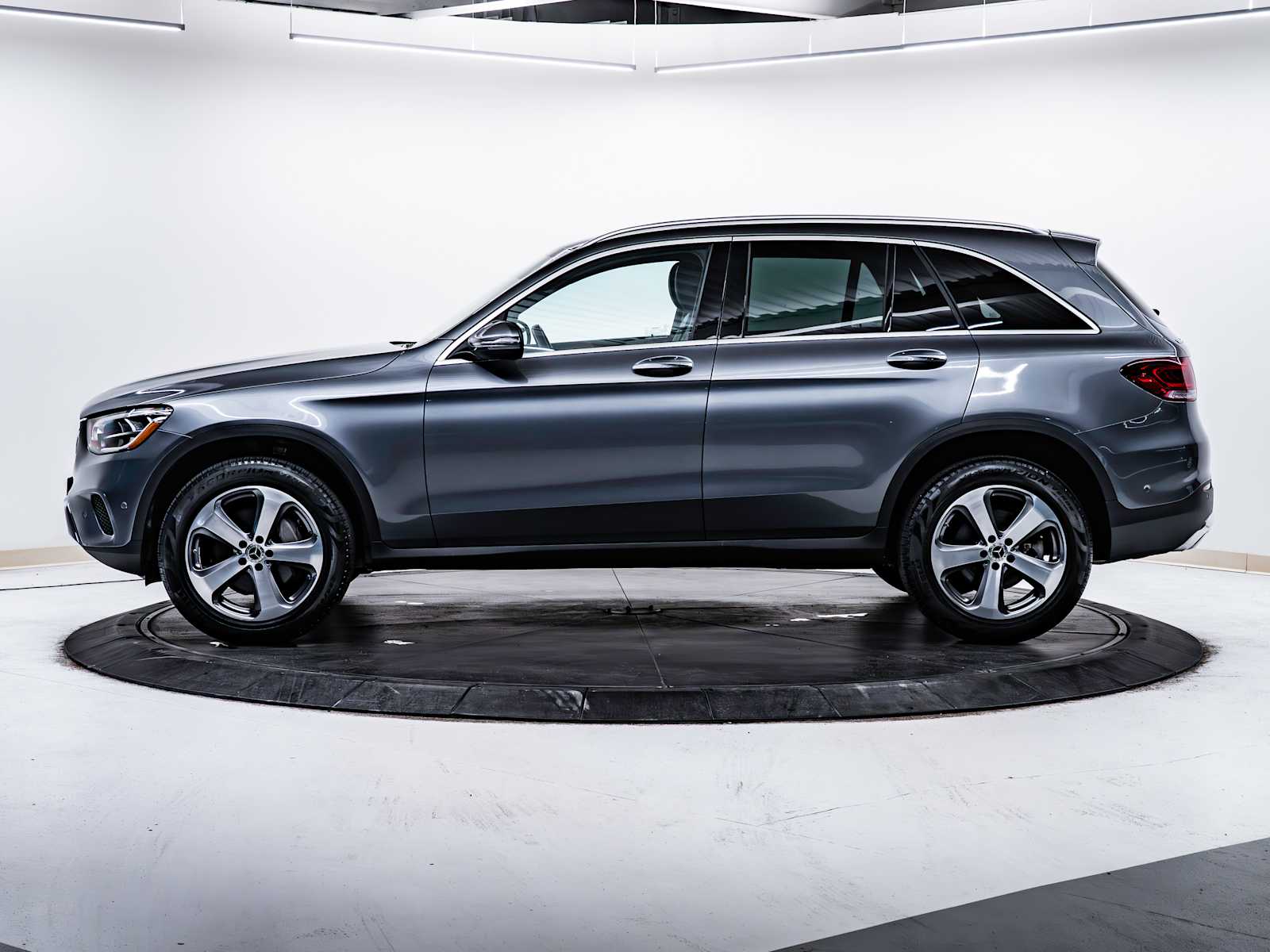 used 2022 Mercedes-Benz GLC 300 car, priced at $37,998