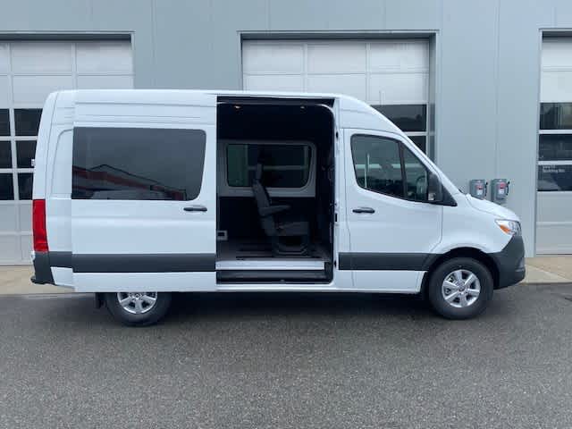 new 2025 Mercedes-Benz Sprinter car