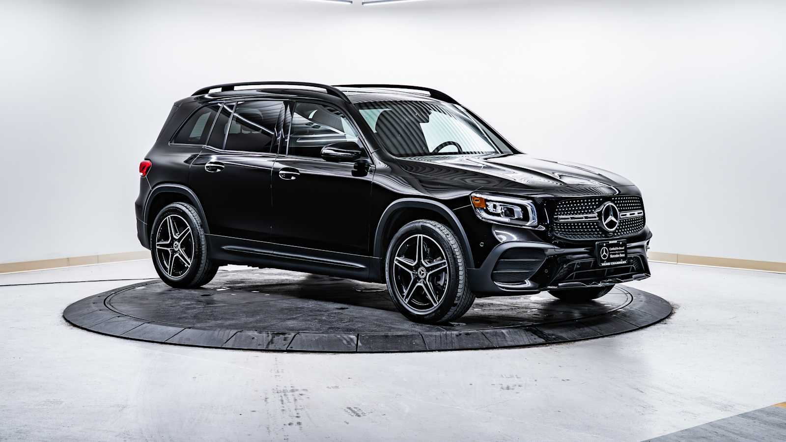 used 2023 Mercedes-Benz GLB 250 car, priced at $36,814