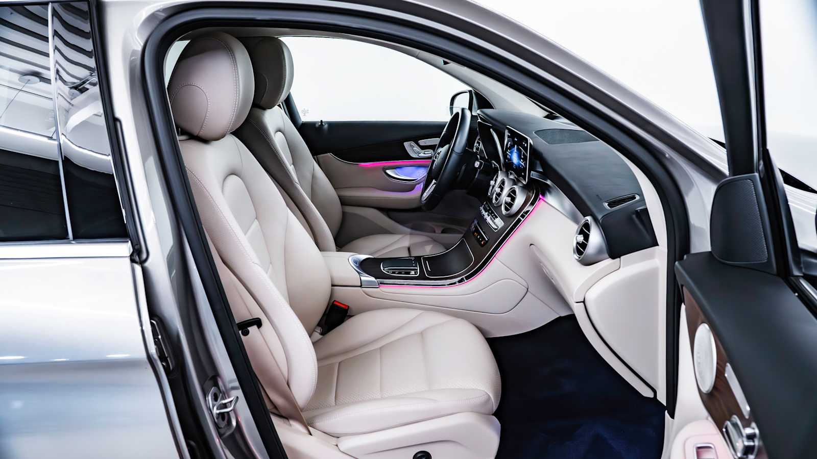 used 2021 Mercedes-Benz GLC 300 car, priced at $33,898