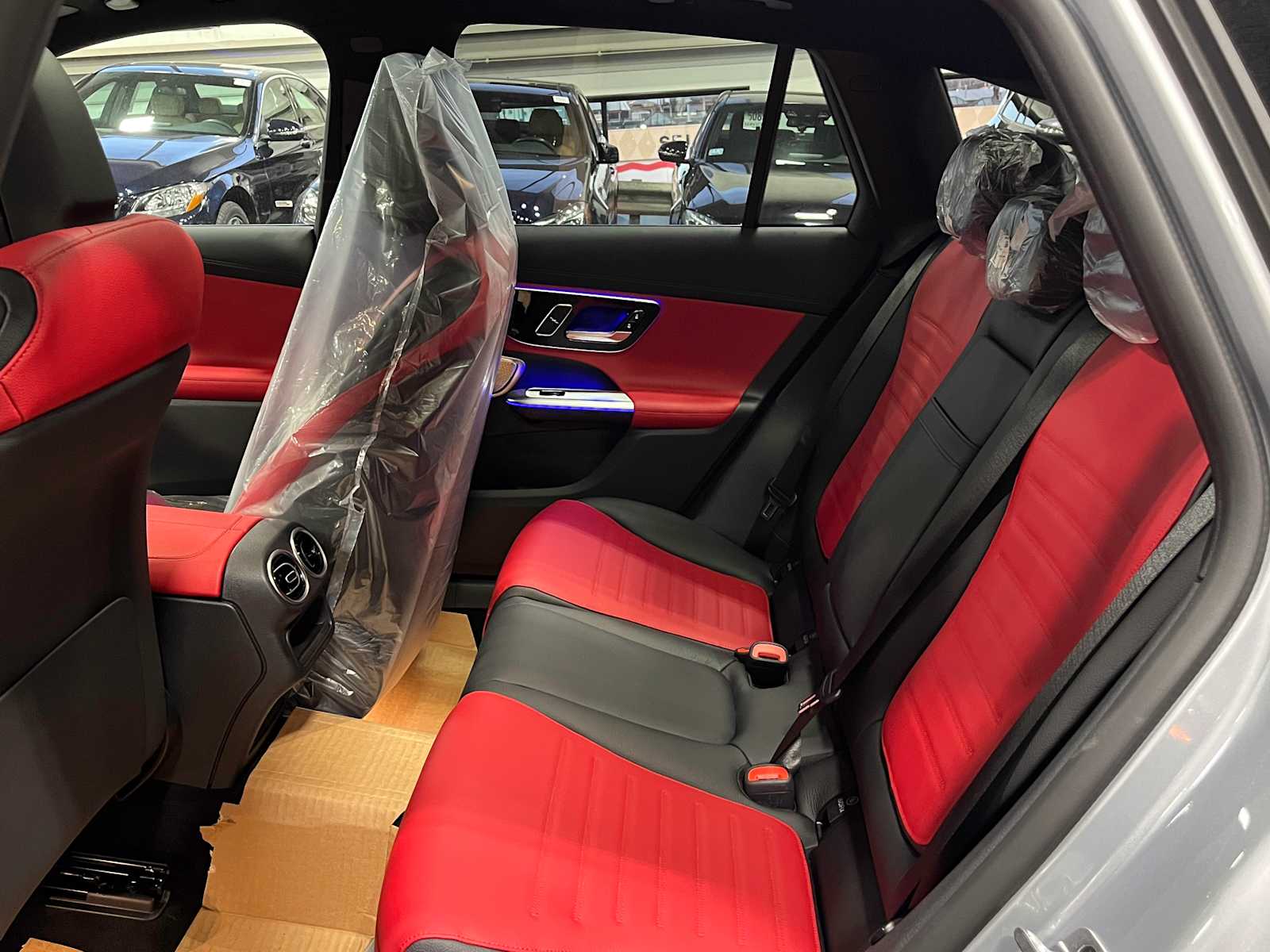 new 2025 Mercedes-Benz GLC 300 car
