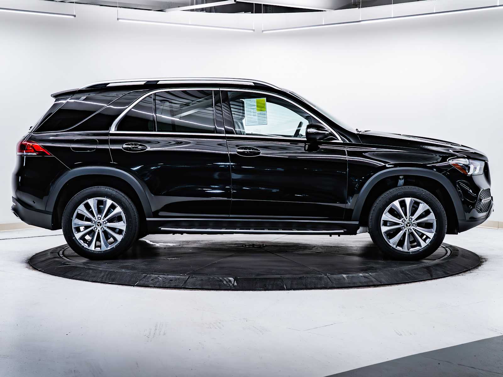 used 2022 Mercedes-Benz GLE 350 car, priced at $42,998