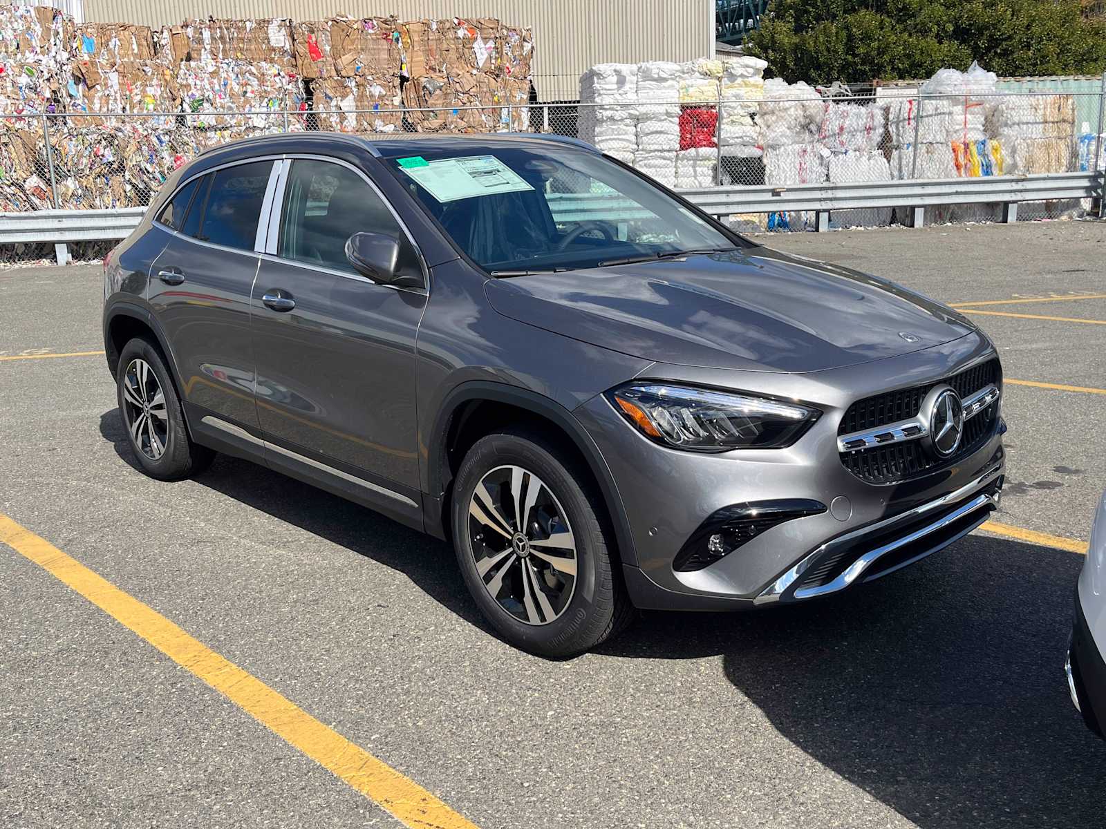 new 2025 Mercedes-Benz GLA 250 car