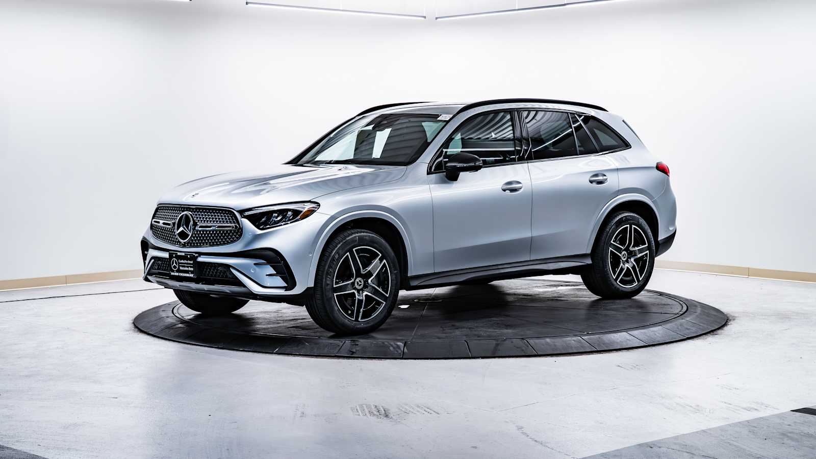 used 2025 Mercedes-Benz GLC 300 car, priced at $50,598