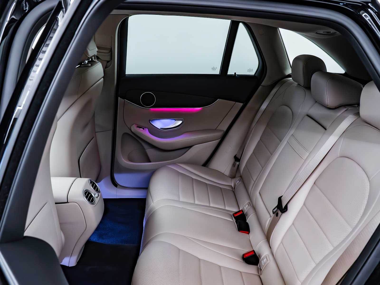 used 2022 Mercedes-Benz GLC 300 car, priced at $35,998