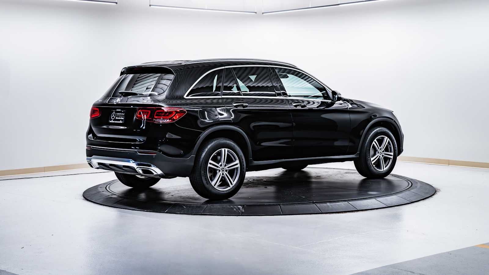 used 2021 Mercedes-Benz GLC 300 car, priced at $34,298