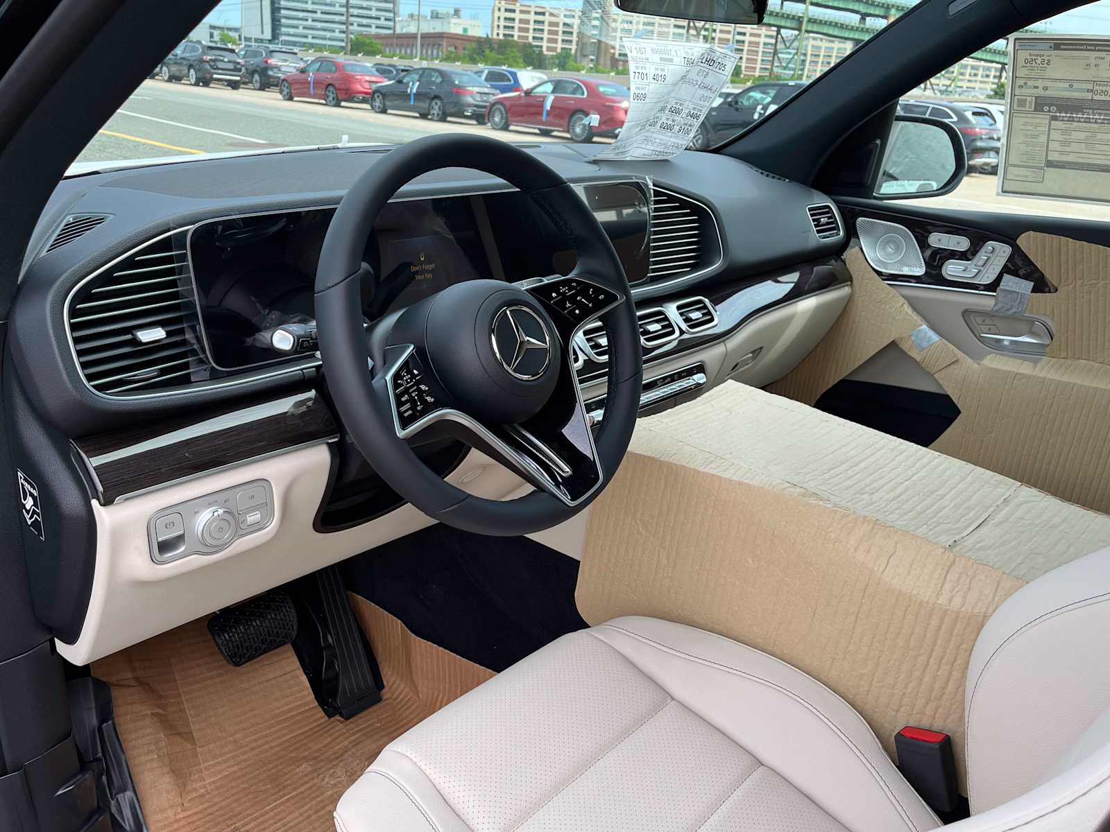 new 2025 Mercedes-Benz GLE 450 car