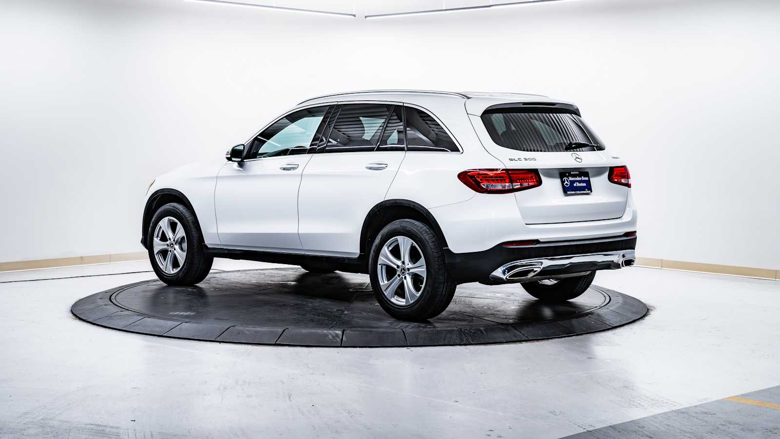 used 2018 Mercedes-Benz GLC 300 car, priced at $17,938