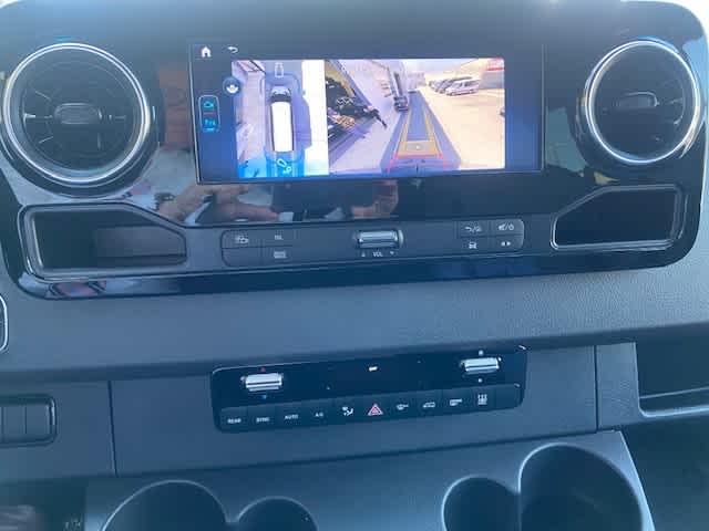 new 2025 Mercedes-Benz Sprinter car