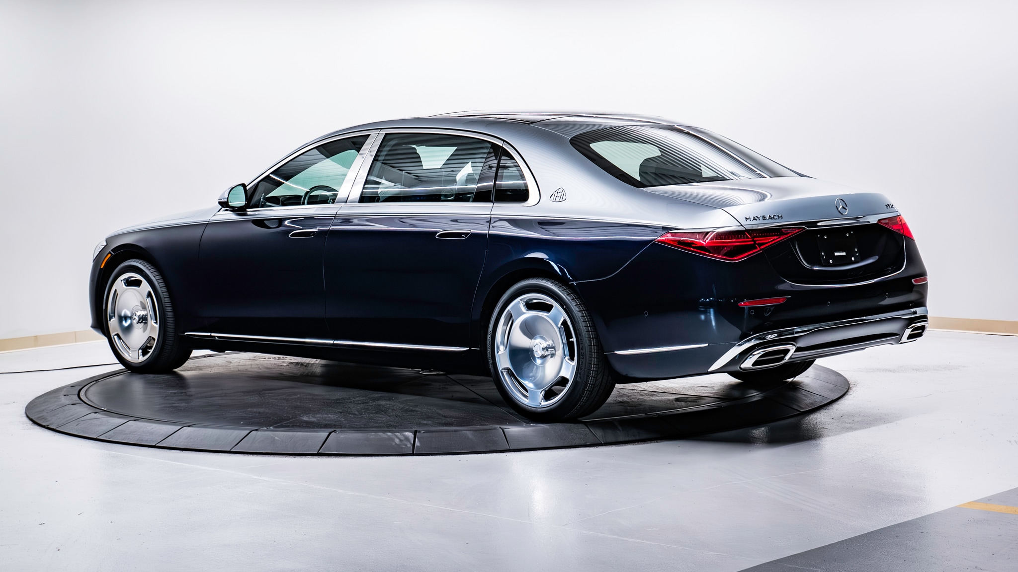 used 2024 Mercedes-Benz Maybach S 580 car, priced at $178,998