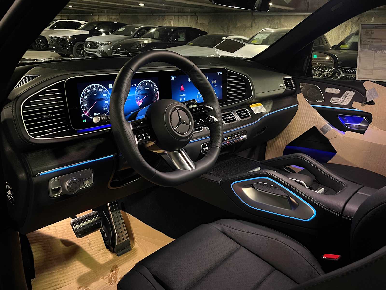 new 2025 Mercedes-Benz GLS 450 car