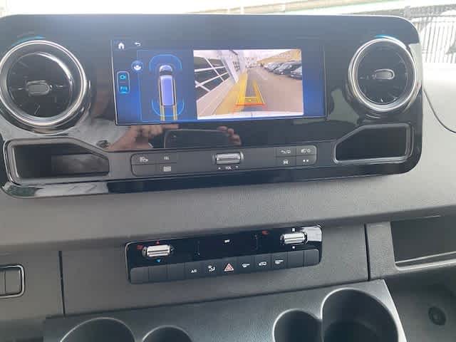 new 2025 Mercedes-Benz Sprinter car