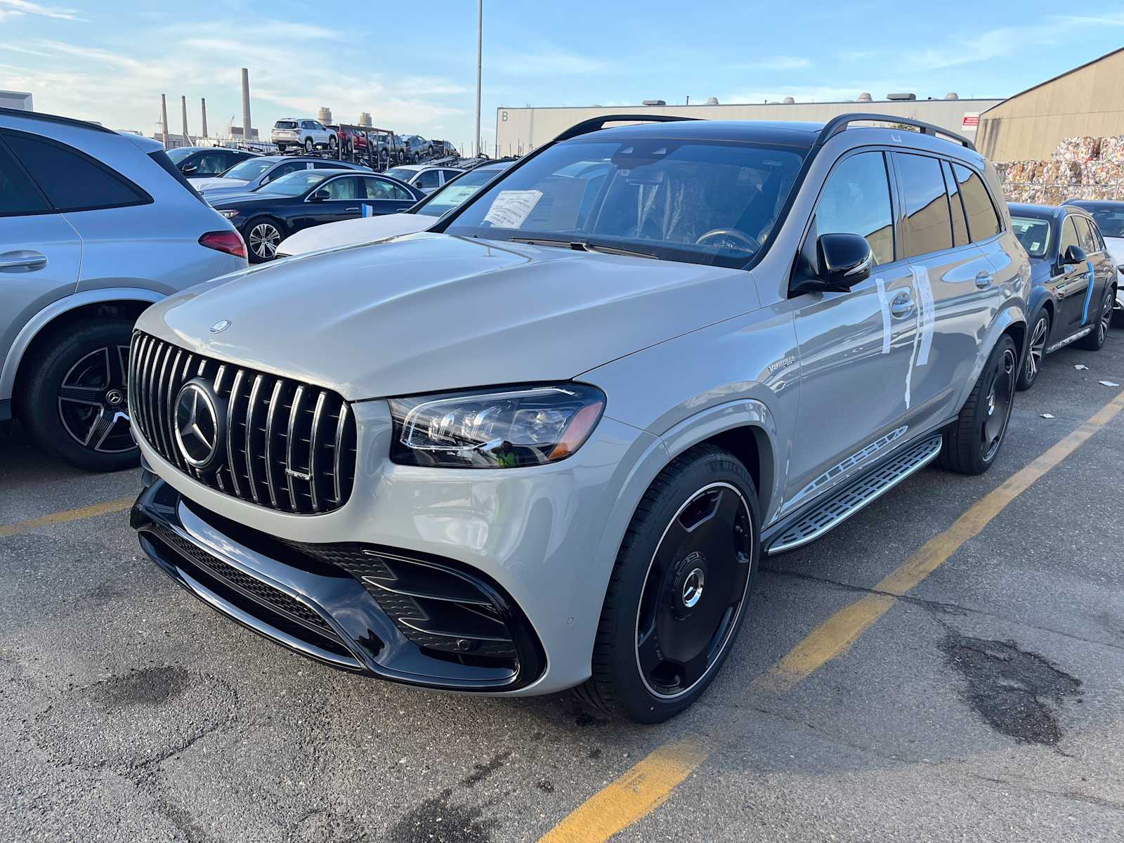 new 2025 Mercedes-Benz AMG GLS 63 car