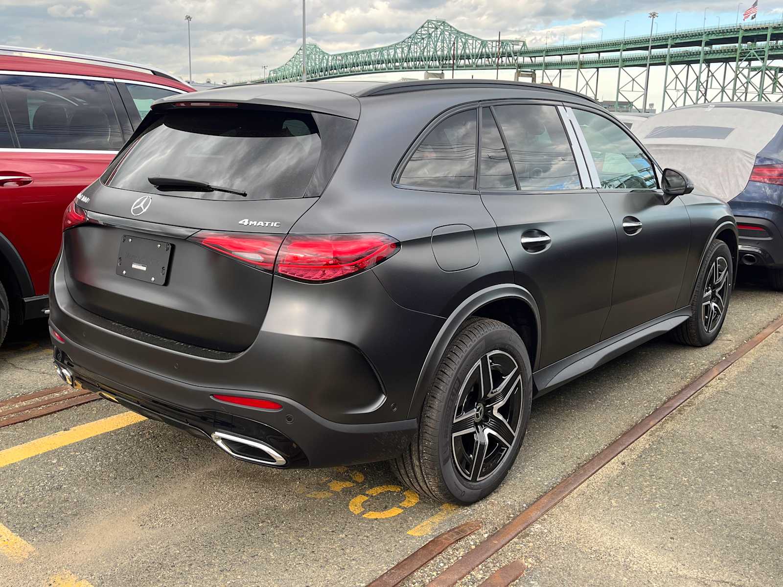 new 2025 Mercedes-Benz GLC 300 car