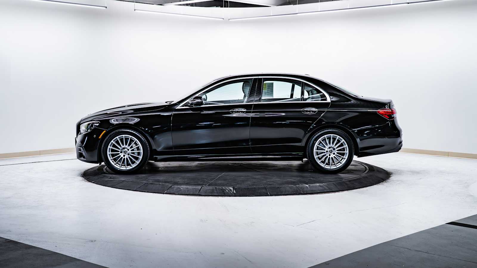used 2021 Mercedes-Benz E-Class car, priced at $42,898