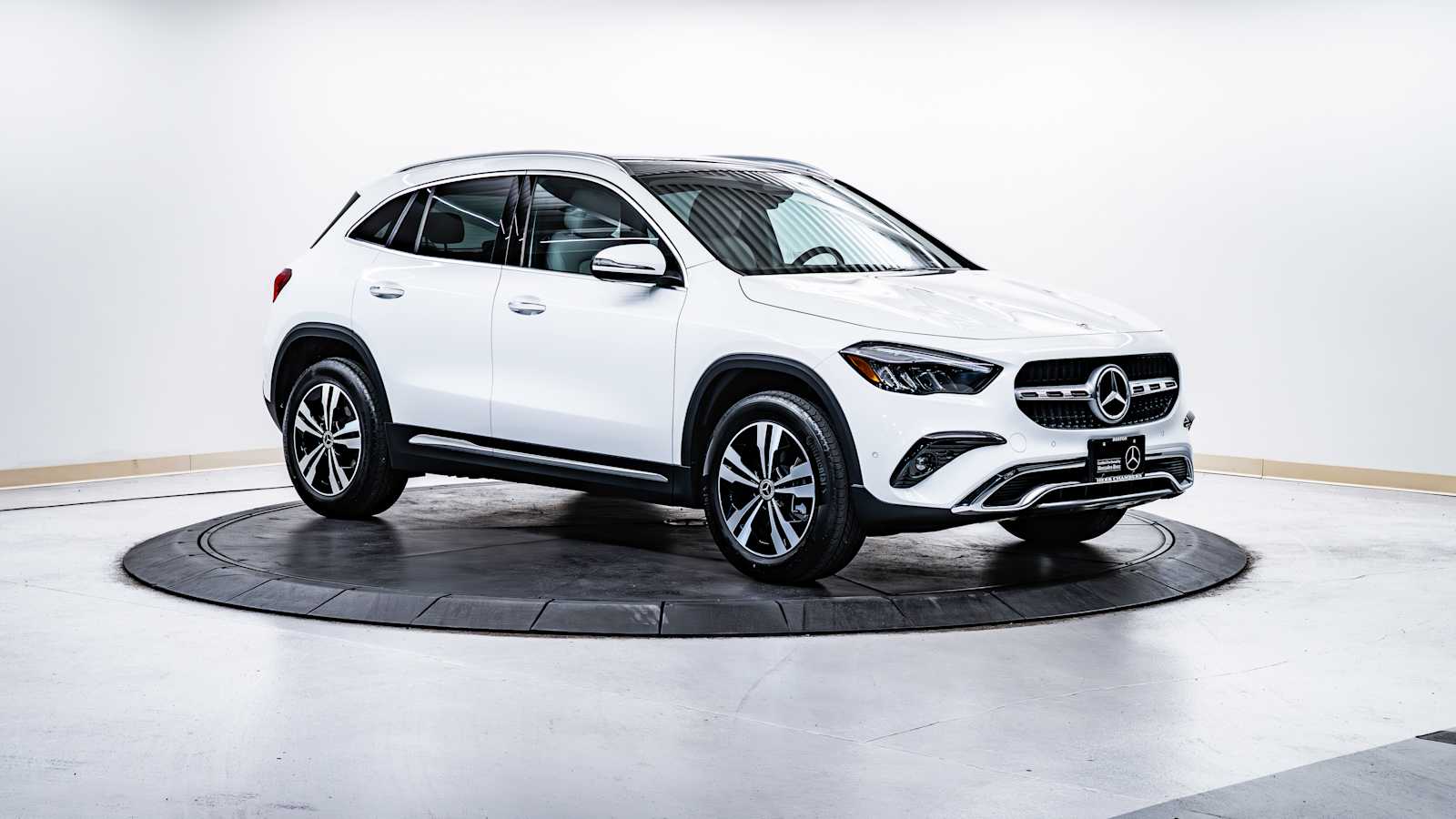 used 2025 Mercedes-Benz GLA 250 car, priced at $45,998