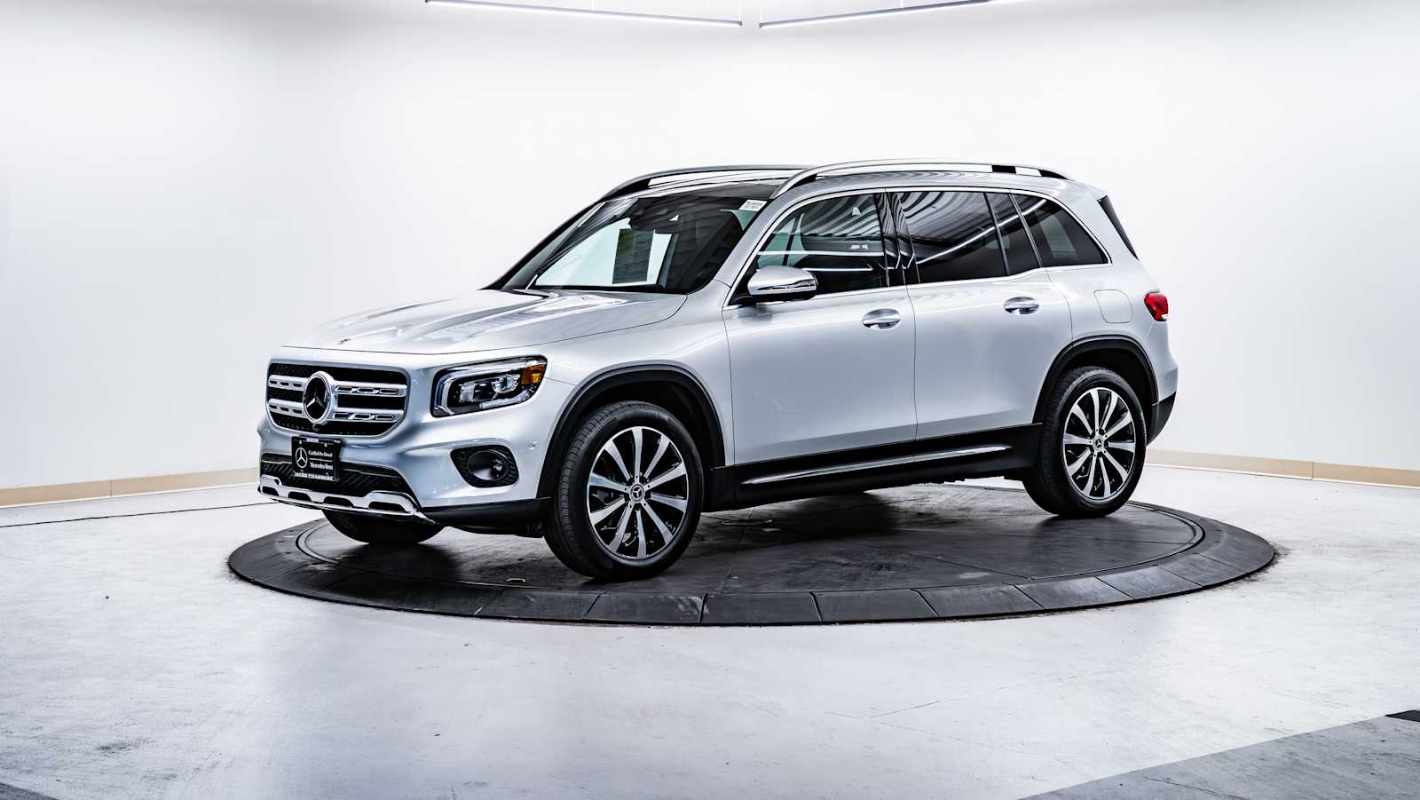 used 2022 Mercedes-Benz GLB 250 car, priced at $34,798