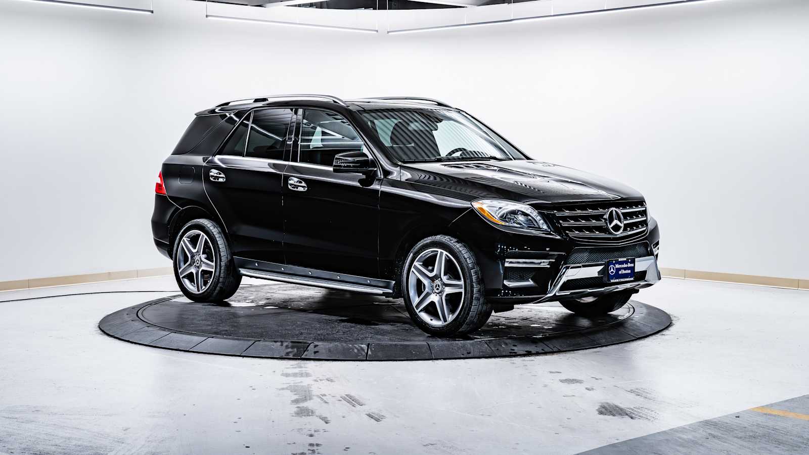 used 2015 Mercedes-Benz M-Class car, priced at $16,886