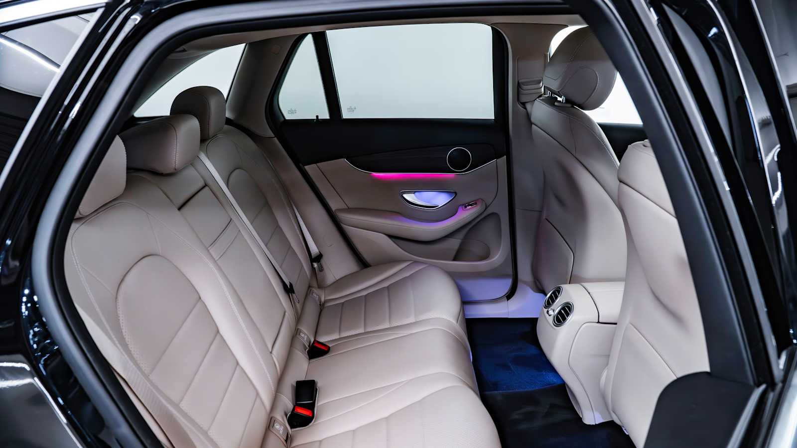 used 2022 Mercedes-Benz GLC 300 car, priced at $33,998