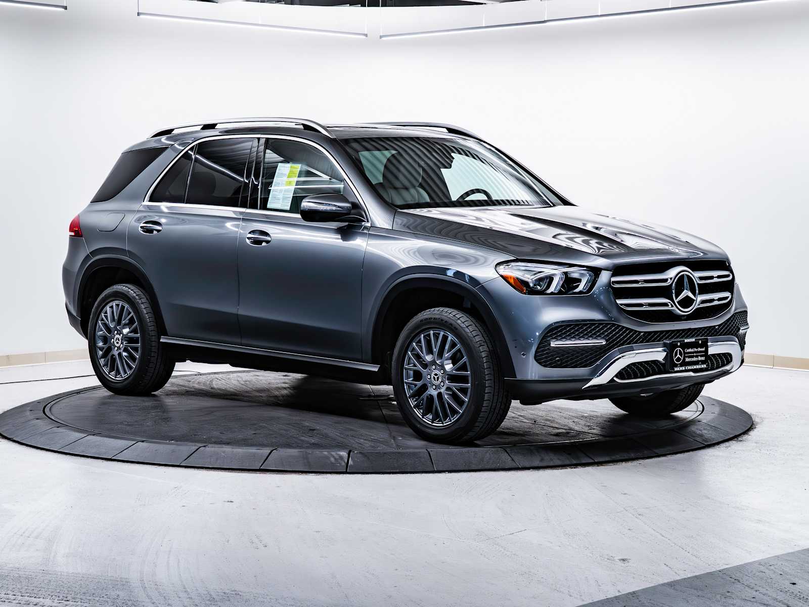 used 2021 Mercedes-Benz GLE 350 car, priced at $32,998