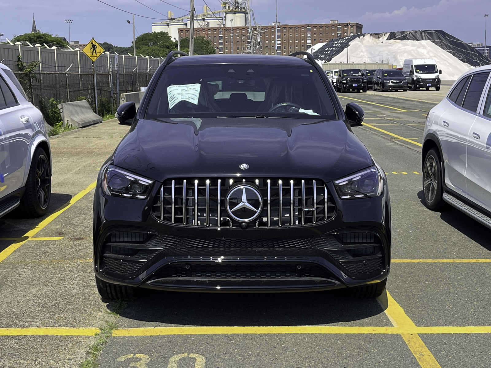 new 2024 Mercedes-Benz AMG GLE 63 car