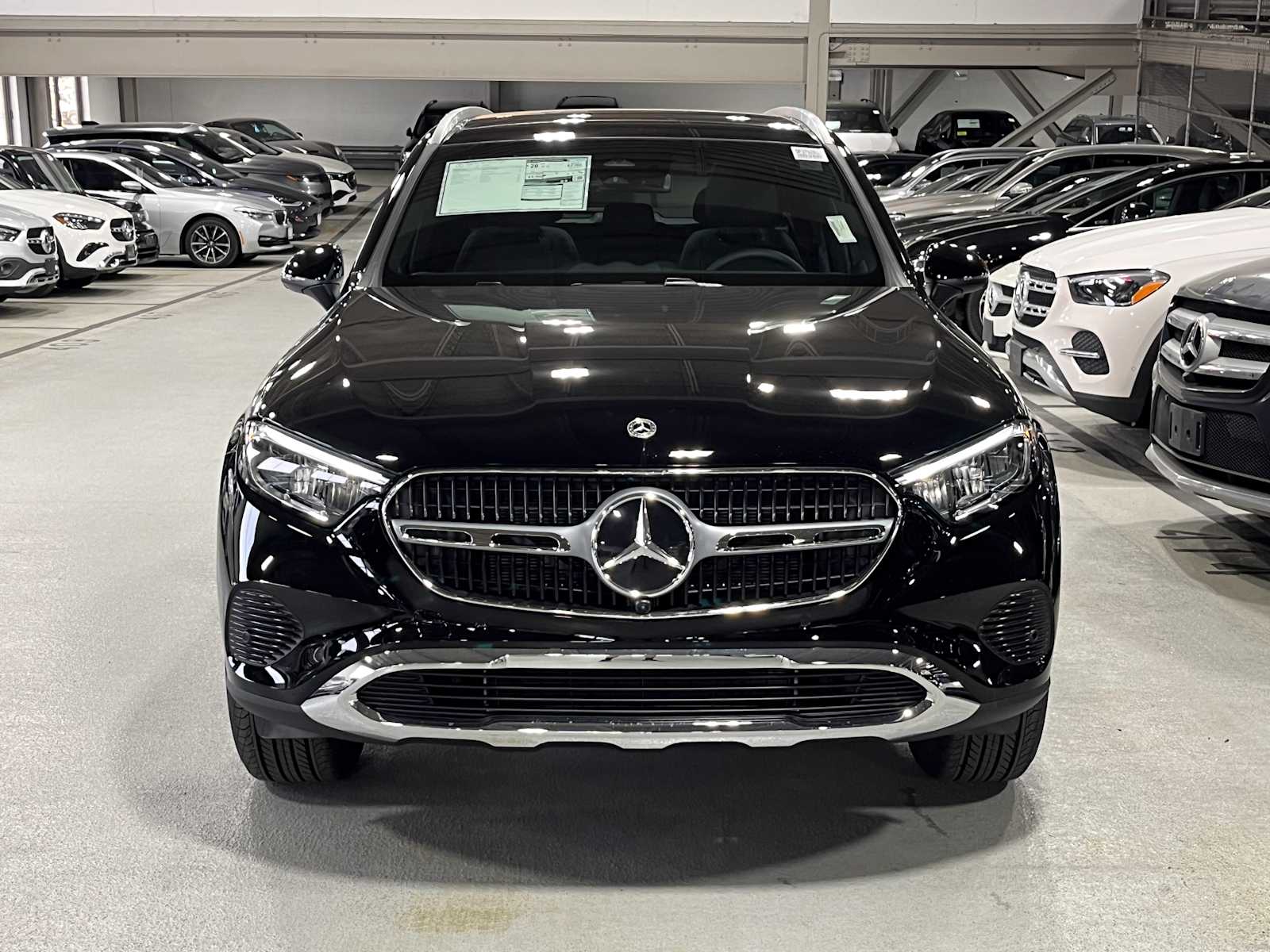 new 2025 Mercedes-Benz GLC 300 car