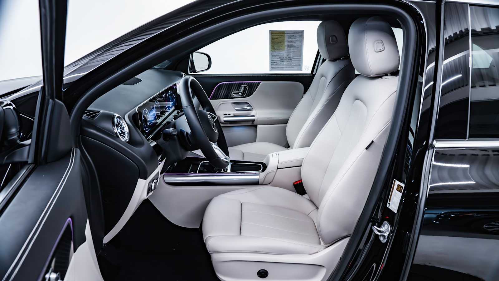 used 2025 Mercedes-Benz GLA 250 car, priced at $43,888