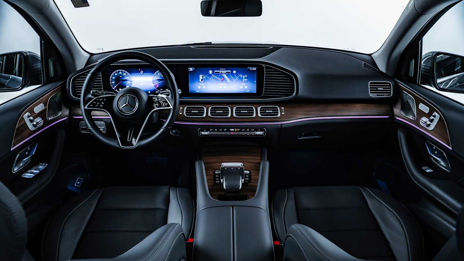 used 2025 Mercedes-Benz GLE 350 car, priced at $65,998