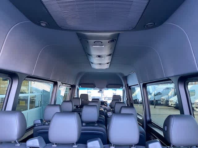 new 2025 Mercedes-Benz Sprinter car