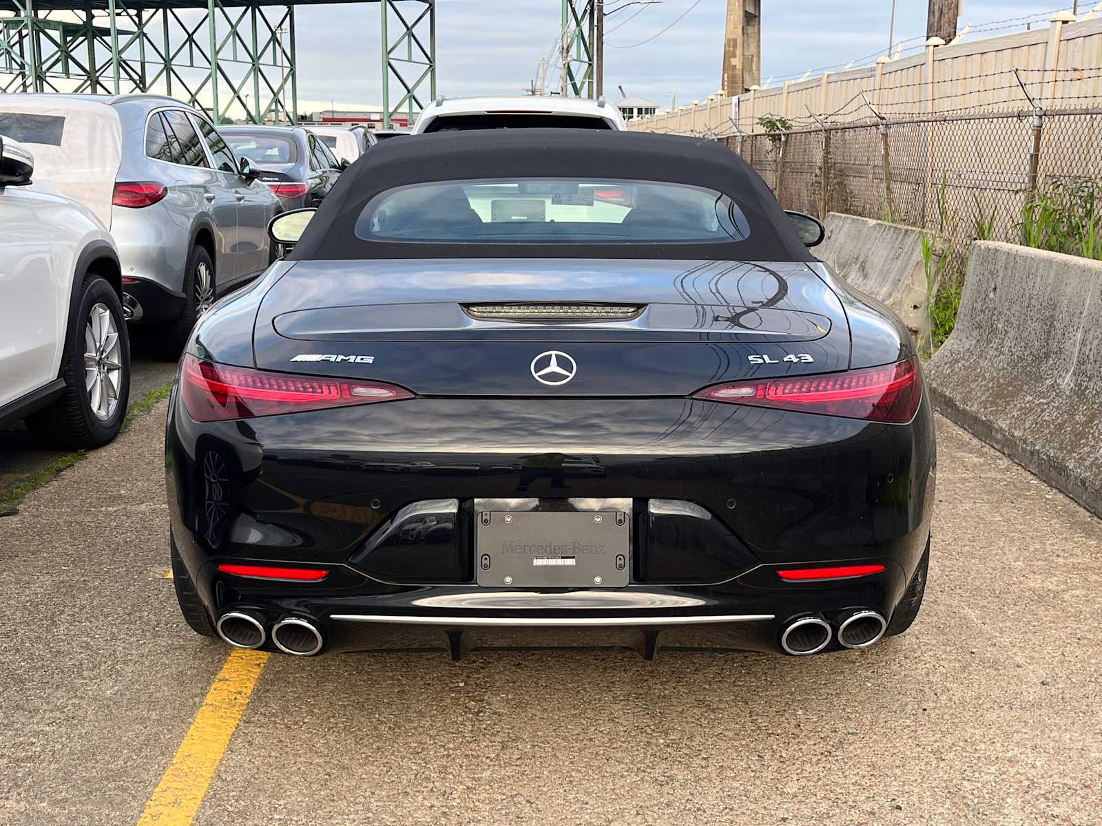 new 2025 Mercedes-Benz AMG SL 43 car