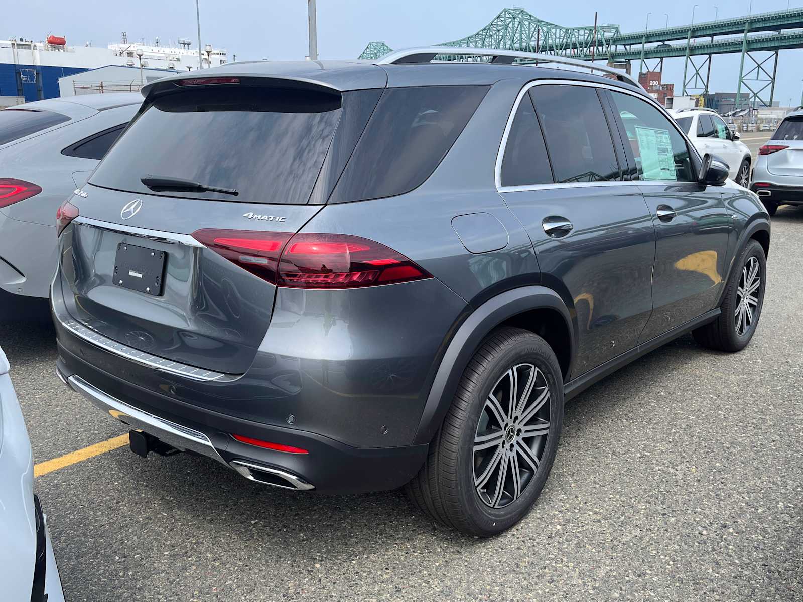 new 2025 Mercedes-Benz GLE 450e Plug-In Hybrid car