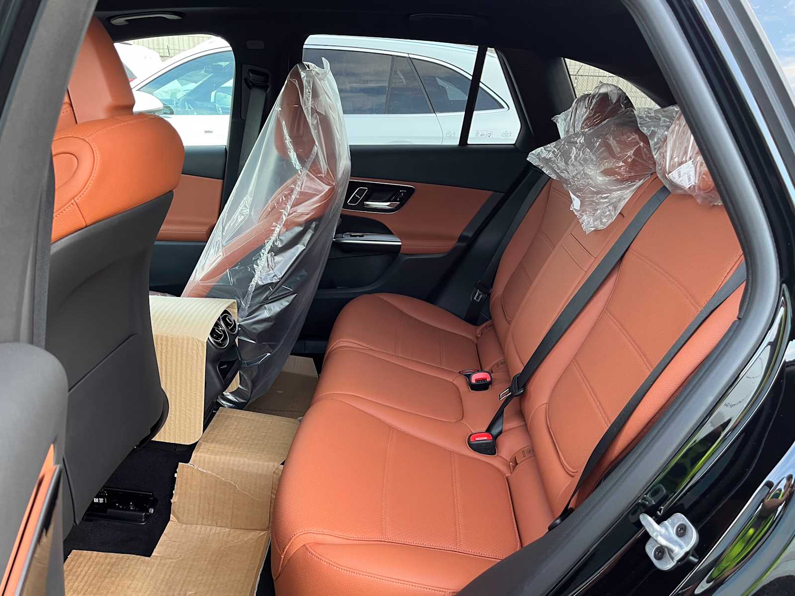new 2025 Mercedes-Benz GLC 300 car