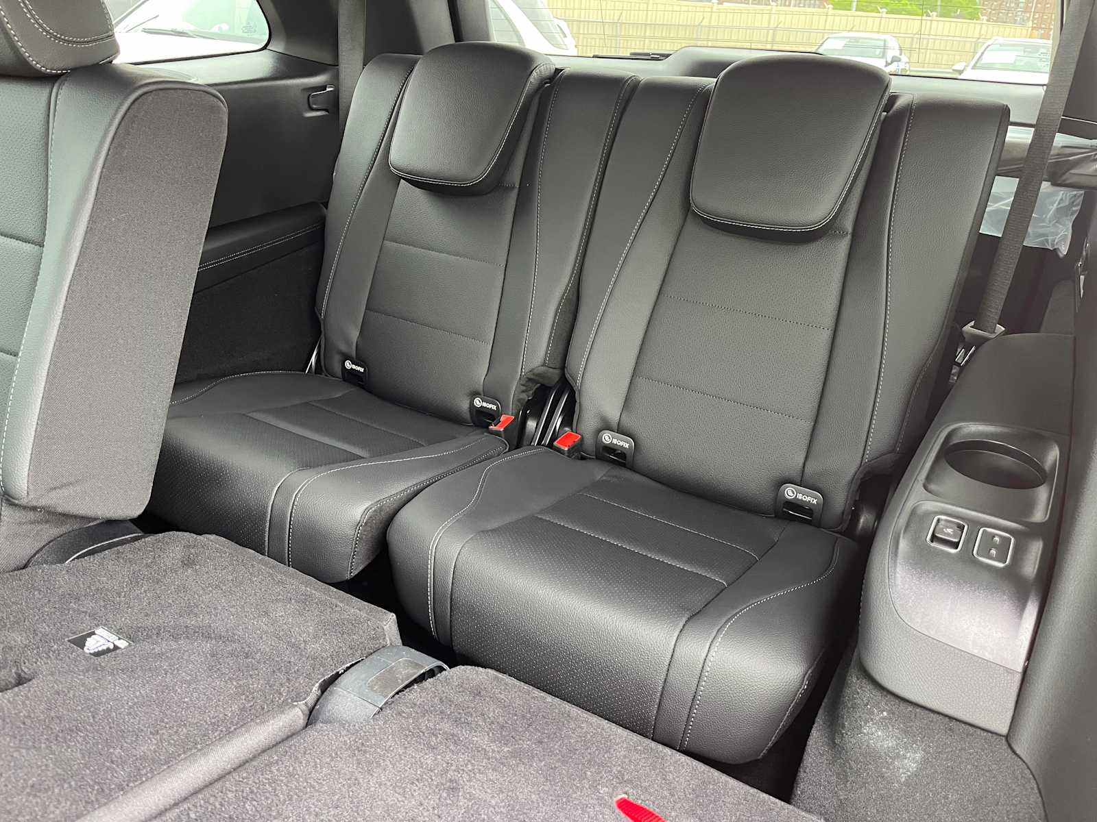new 2025 Mercedes-Benz GLS 450 car