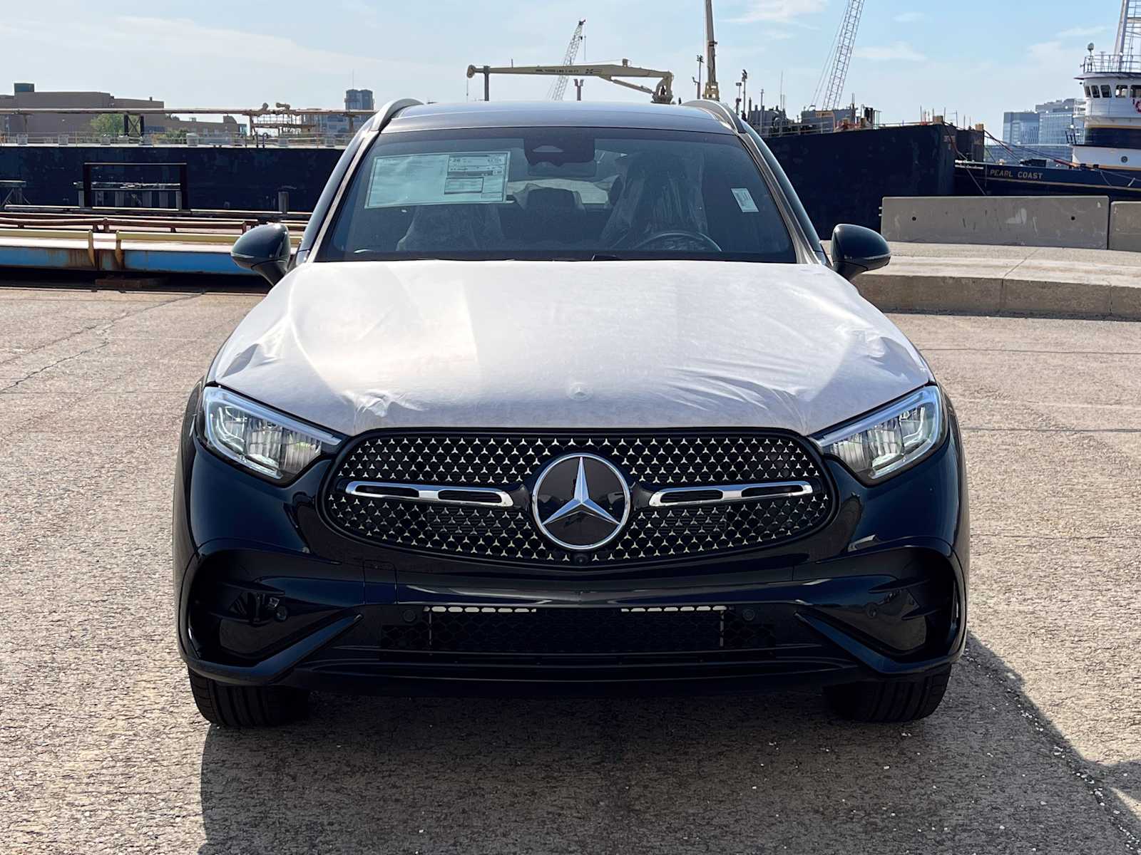 new 2025 Mercedes-Benz GLC 300 car
