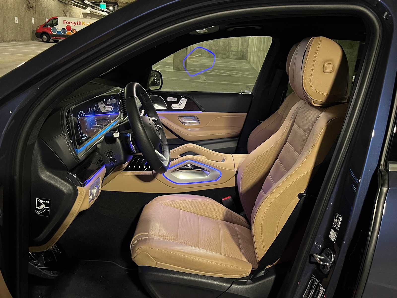 new 2025 Mercedes-Benz GLS 580 car