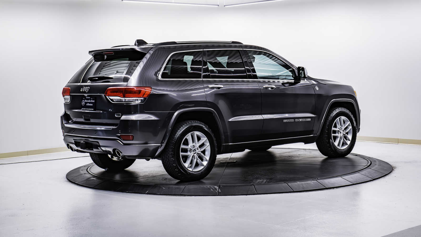 used 2017 Jeep Grand Cherokee car, priced at $21,998