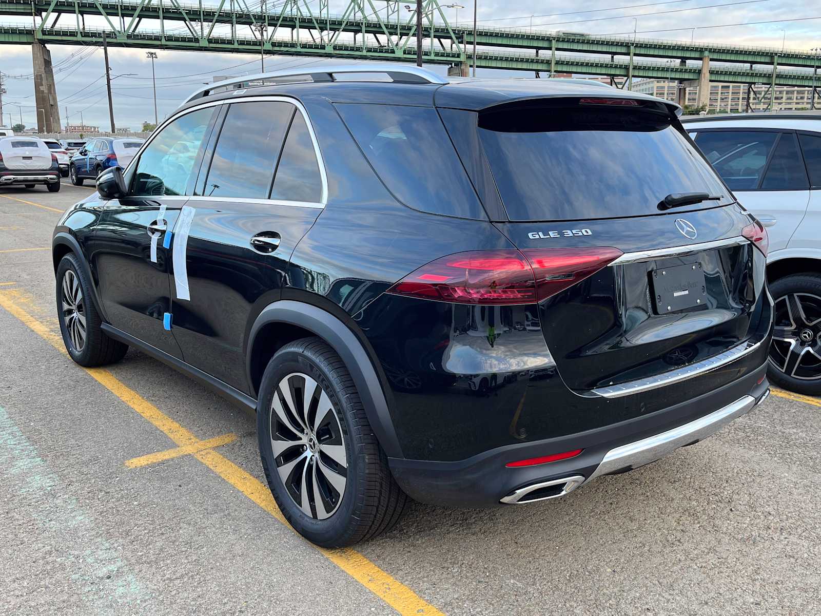 new 2025 Mercedes-Benz GLE 350 car