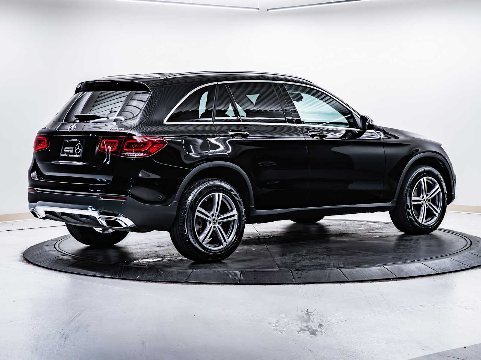 used 2022 Mercedes-Benz GLC 300 car, priced at $35,998