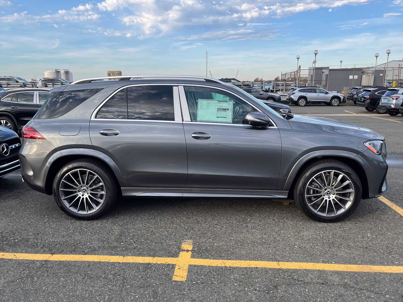 new 2025 Mercedes-Benz GLE 350 car