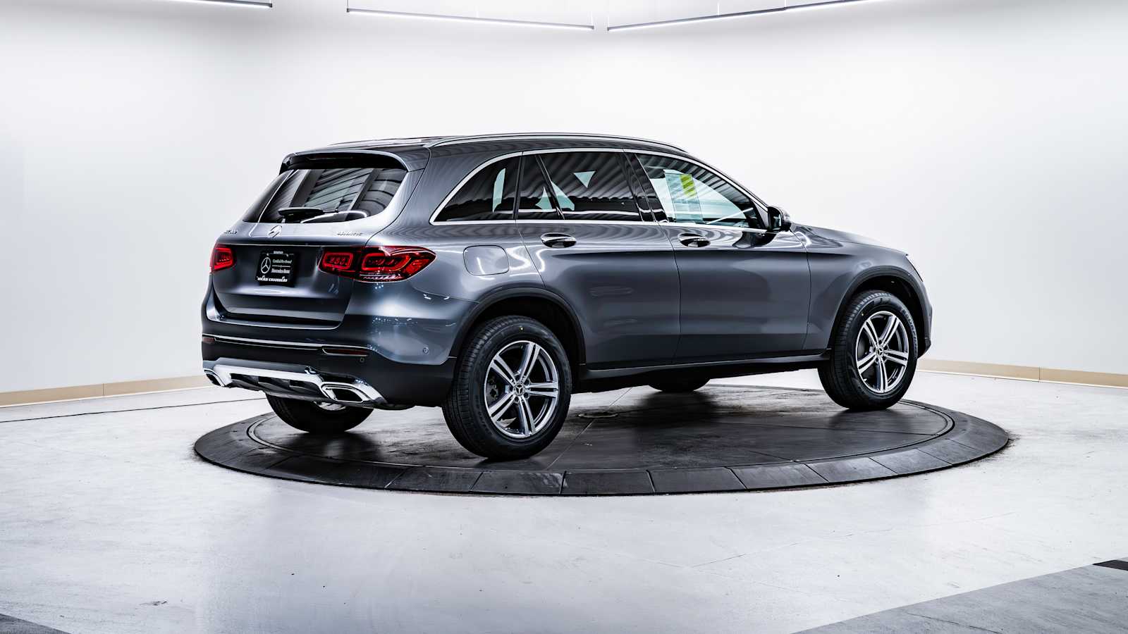 used 2022 Mercedes-Benz GLC 300 car, priced at $34,998