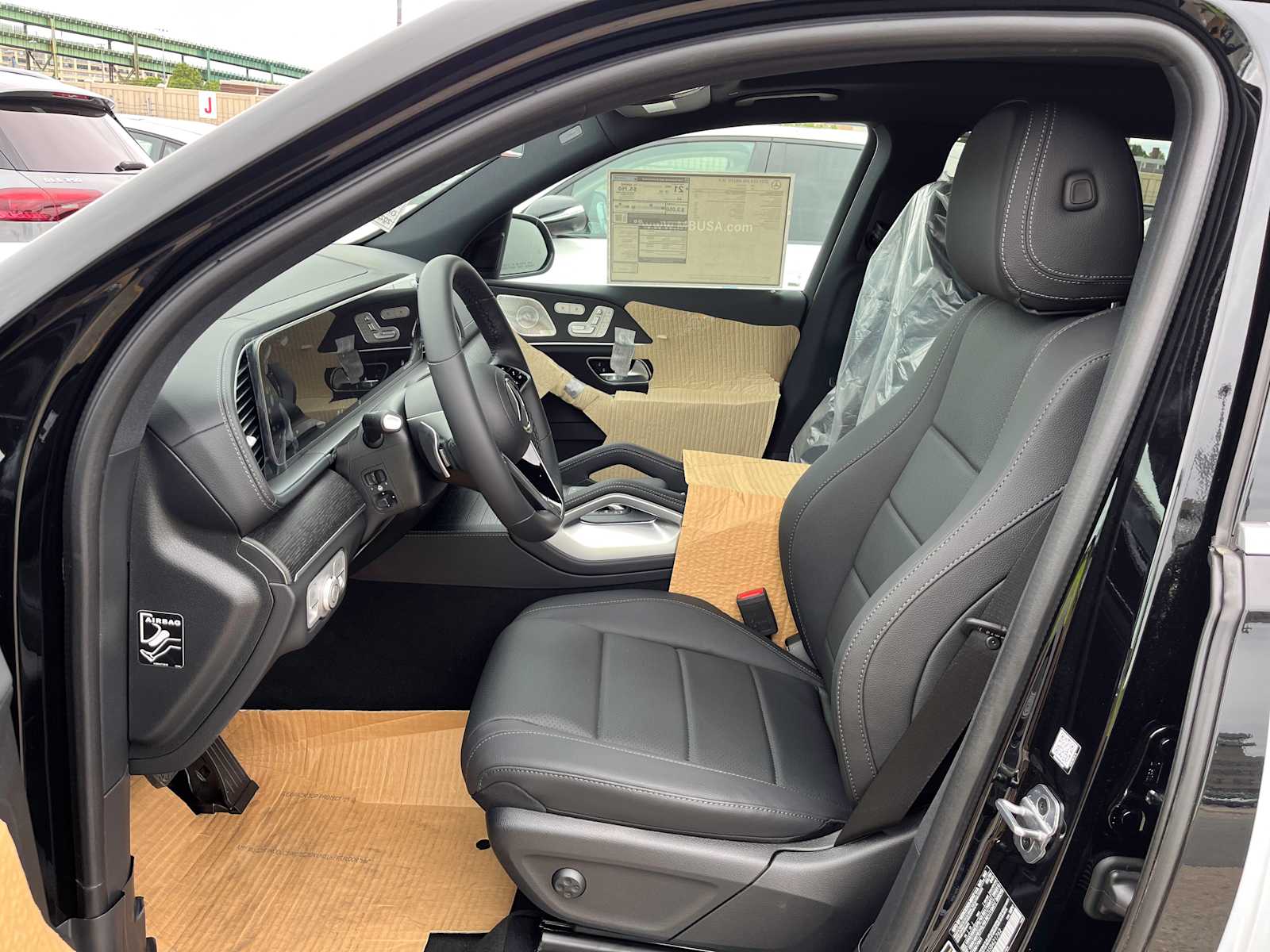 new 2025 Mercedes-Benz GLS 450 car