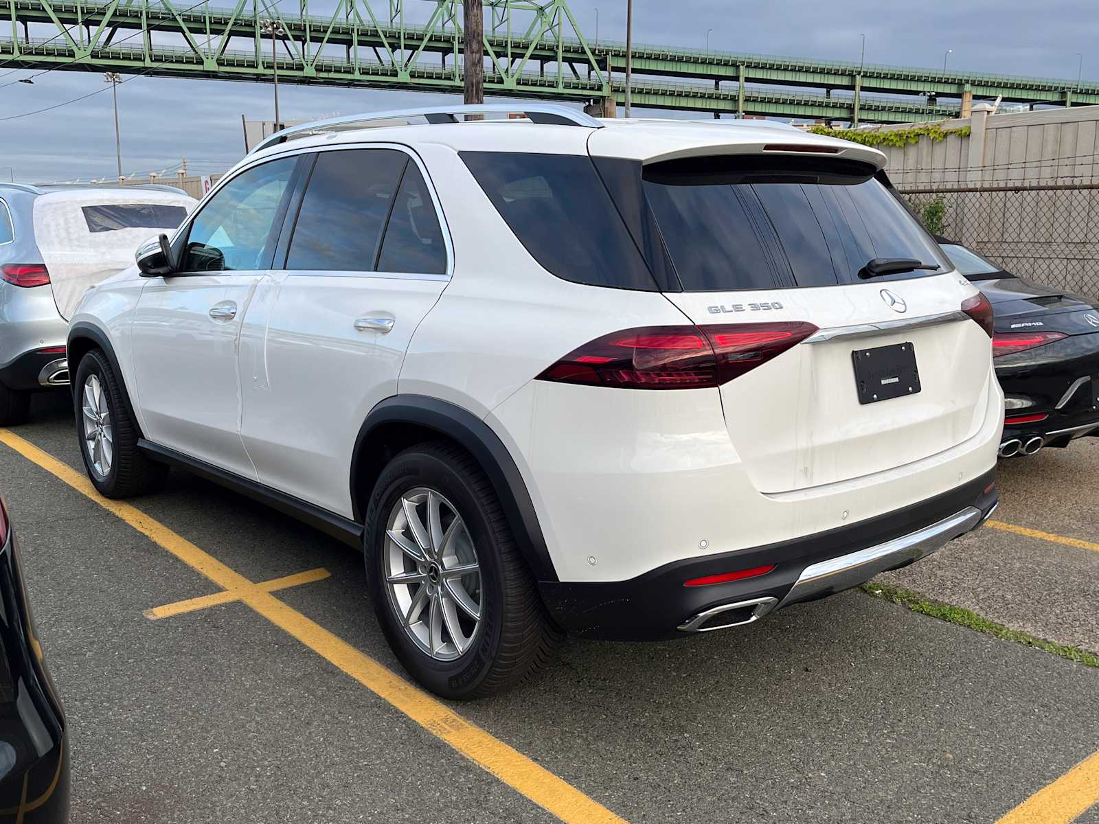 new 2025 Mercedes-Benz GLE 350 car