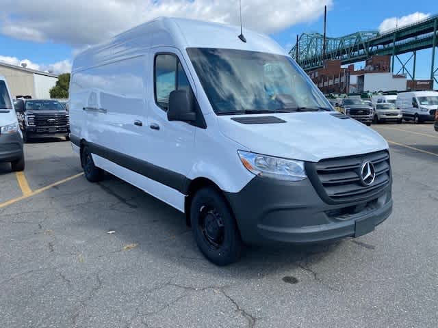 new 2025 Mercedes-Benz Sprinter car