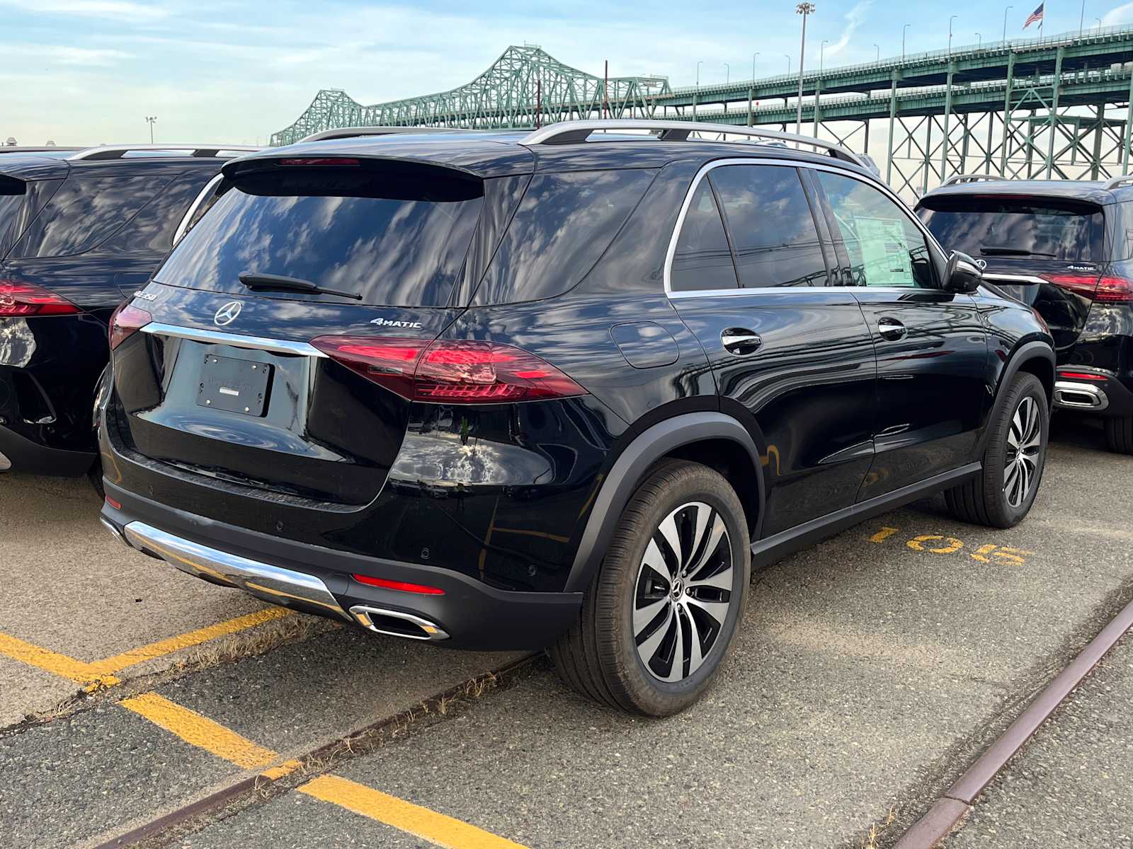 new 2025 Mercedes-Benz GLE 350 car