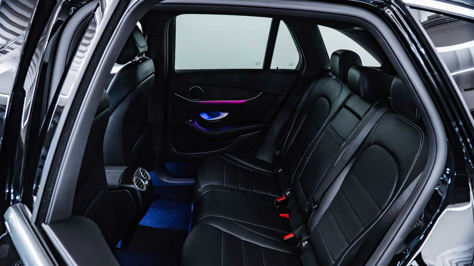 used 2022 Mercedes-Benz GLC 300 car, priced at $35,998