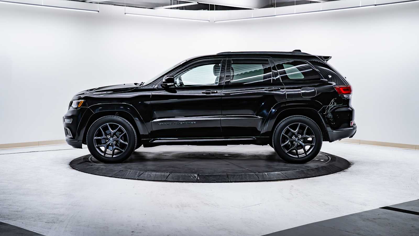 used 2019 Jeep Grand Cherokee car, priced at $25,998
