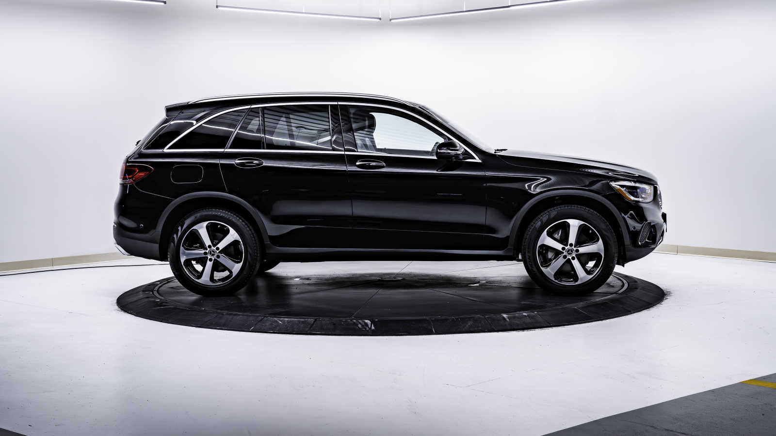 used 2021 Mercedes-Benz GLC 300 car, priced at $39,998