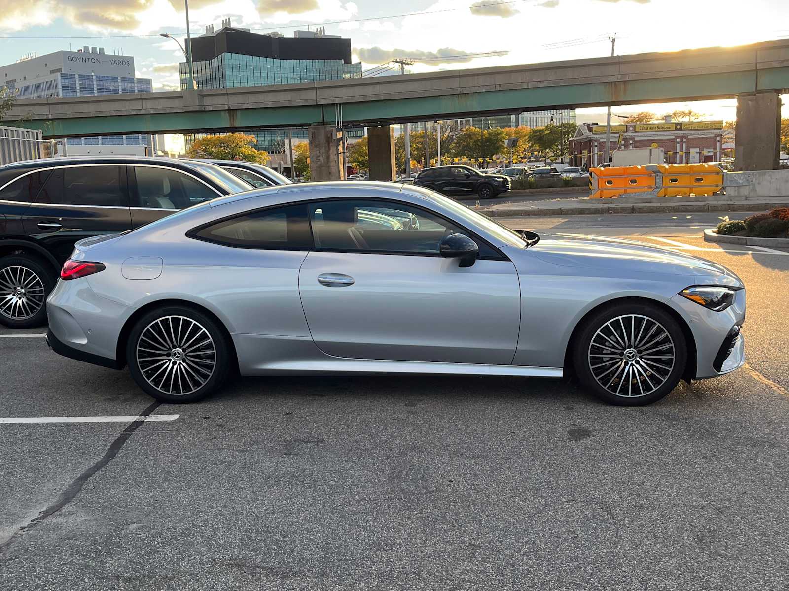 new 2024 Mercedes-Benz CLE 300 car