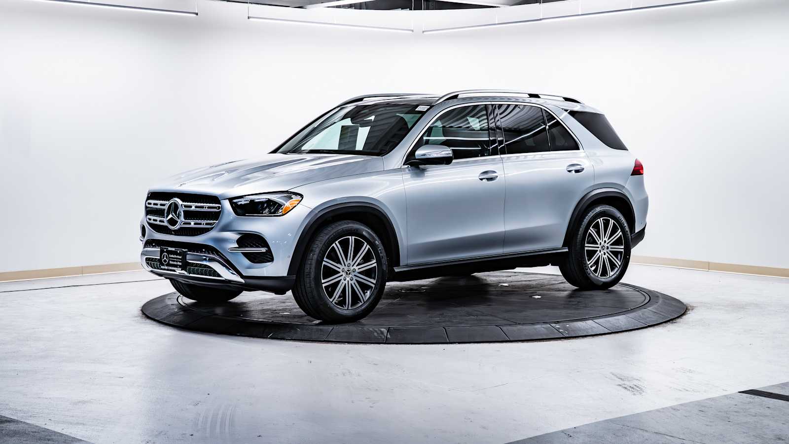 used 2024 Mercedes-Benz GLE 350 car, priced at $55,998